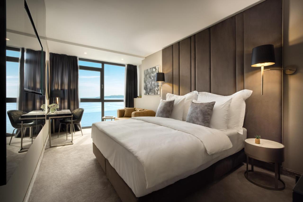 Premium Double or Twin Room Sea View