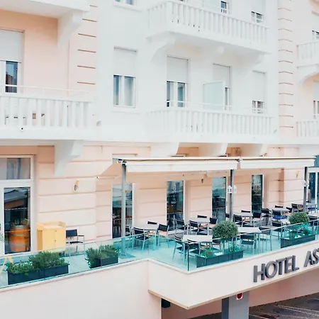 Astoria Hotel Opatija-3